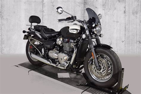 Home › new motorcycle guide in terms of standard features, the bonneville speedmaster comes standard with a digital gauge, a pair. Pre-Owned 2019 Triumph Bonnevile Speedmaster Cruiser in ...