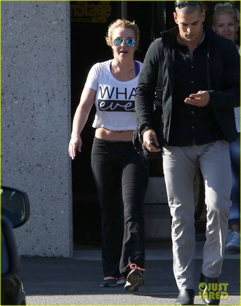 Britney Spears Flashes Rock Hard Abs After Dance Rehearsal Photo Britney Spears