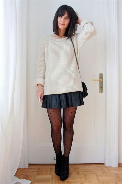 43 Stylish And Casual Mini Skirt Sweater Outfits Ideas Pleated Mini
