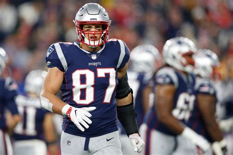 Rob Gronkowski Expected To Return For Patriots Against Jets