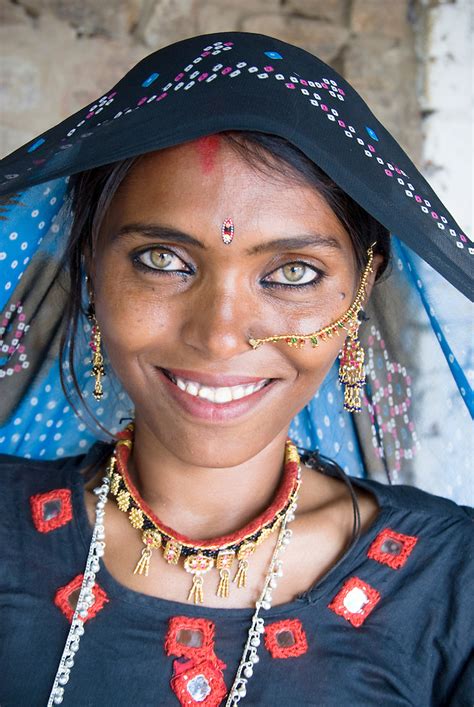 portrait of a beautiful rajasthani woman india let sch focus