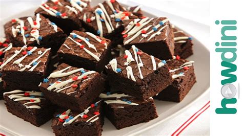 How To Make Brownie Pizza And Decorate Brownies Youtube