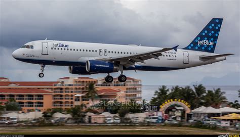 N703jb Jetblue Airways Airbus A320 At Sint Maarten Princess Juliana