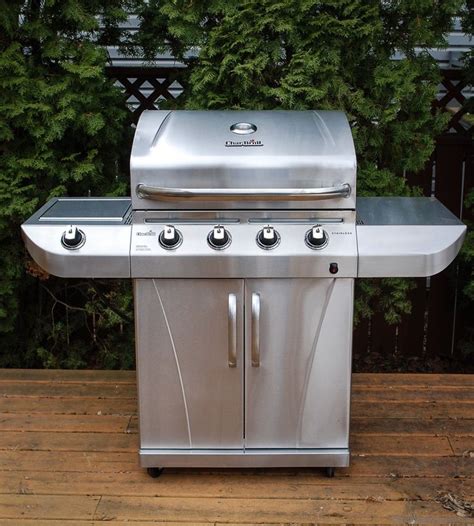 Well you're in luck, because here they come. BBQ Love a Review of Char-Broils 4 Burner Stainless Grill ...