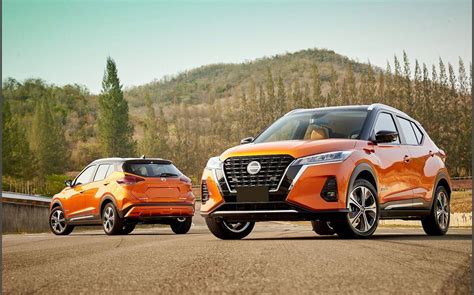 2022 Nissan Kicks Orange 4wd Blue Review Colors Canada