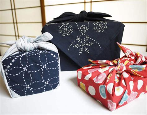 Getting To Know Furoshiki The Japanese Method Of Fabric Wrapping