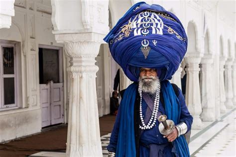 Sikh Man At The Golden Temple In Amritsar Insight Guides Blog