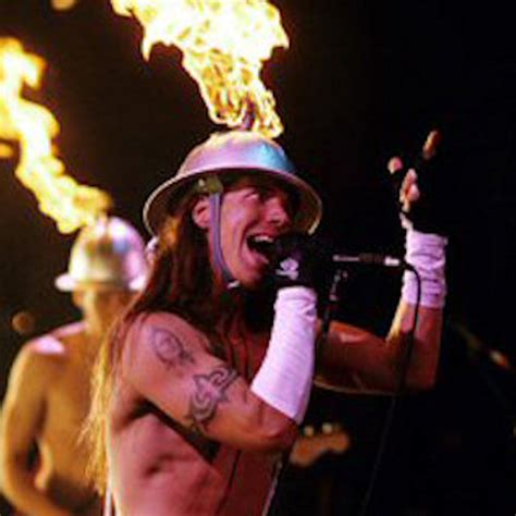 Red Hot Chili Peppers Live At Theater Of Living Arts Feb 20 1989 At