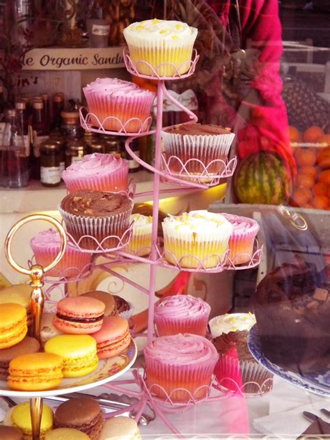 Londons Cupcakes Food Wedding Inspiration Desserts
