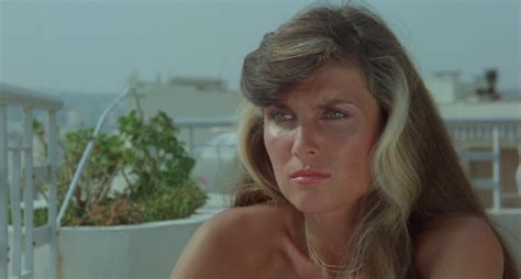 Caroline Munro In The Last Horror Film 1982 La Dama Rossa