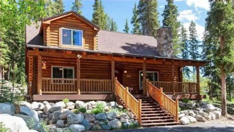Cozy Log Cabin In The Rocky Mountains Cozy Homes Life