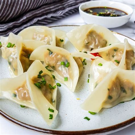 Steamed Pork And Chive Dumplings With Easy To Find Ingredients