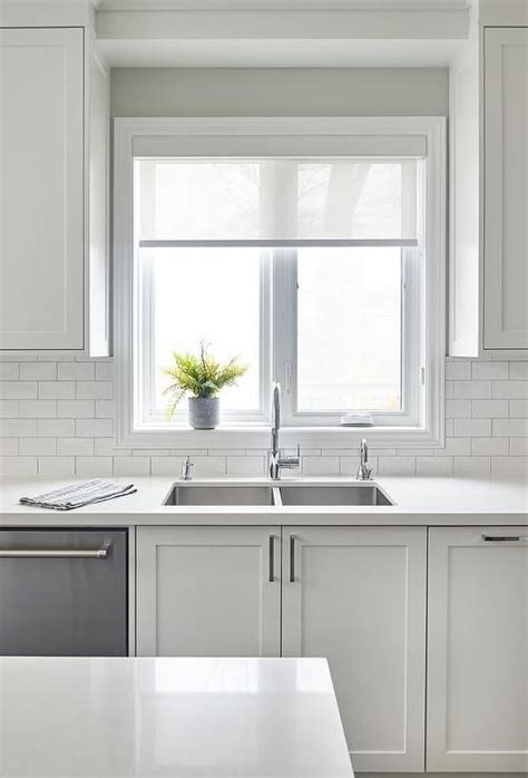 35 Luxurious Light Gray Subway Tile Kitchen Home Decoration Style