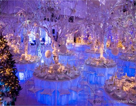 White Wedding Ideas Winter Wonderland Winter Wedding Decorations