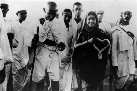 Gandhi Wanted Women To Resist Sex For Pleasure Bbc News