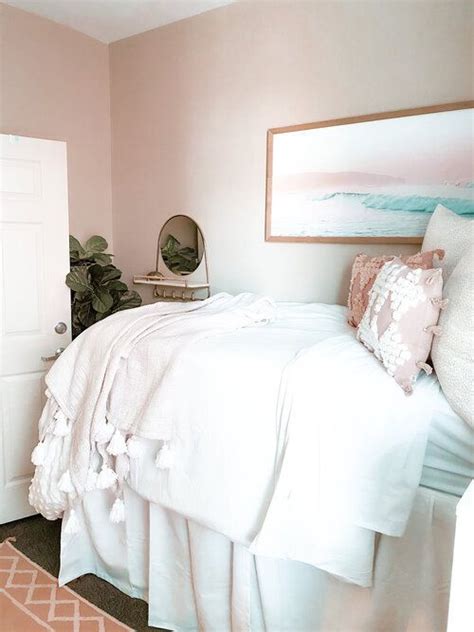 Create A Boho Chic Dorm Room — Jenny Reimold Dreamy Dorm Room Classy Dorm Room Chic Dorm Room