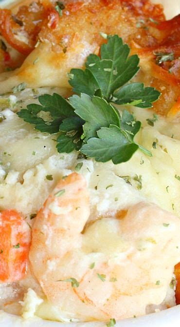 Owns the copyright on all images and text and does not allow for its original recipes and pictures to be reproduced anywhere other than at this site unless authorization is given. Shrimp Scampi Lasagna | Seafood lasagna recipes, Seafood dinner, Seafood recipes