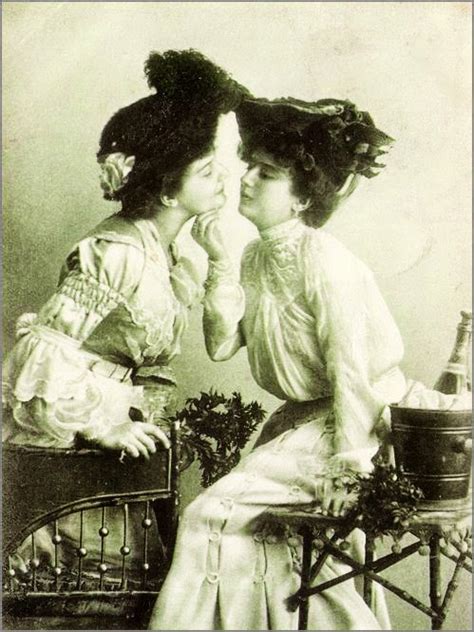 Interesting Vintage Photos Of Lesbian Loves ~ Vintage Everyday