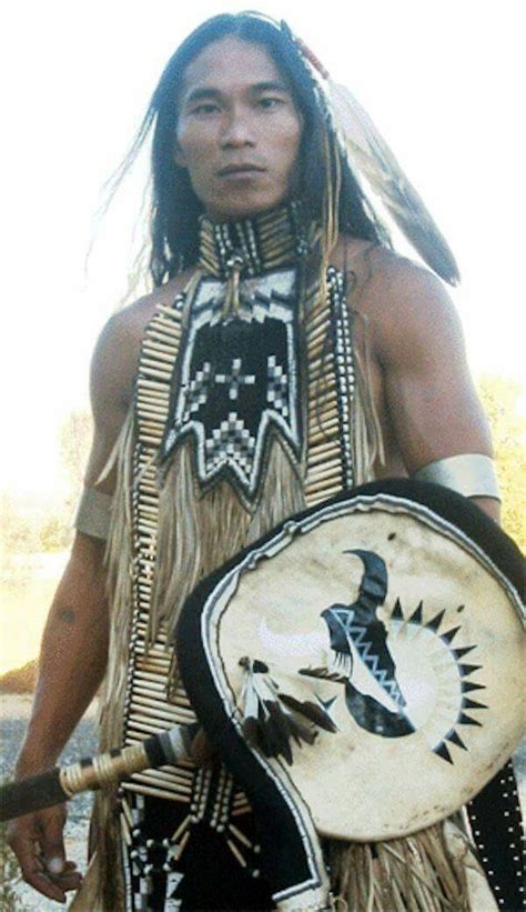pin by osi lussahatta on ndn native american men north american indians native american pictures