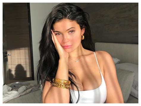 Life Is Plastic Its Fantastic Fans Accuse Kylie Jenner Of Plastic