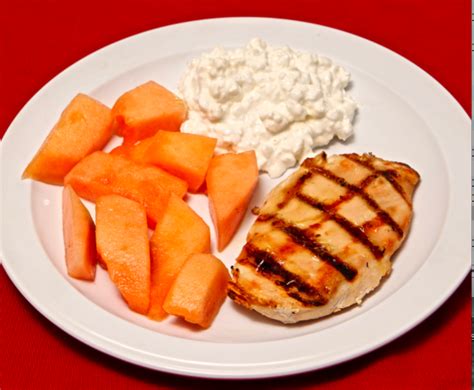 Protein 134.04g there are 885 calories in 16 ounces of boneless, cooked chicken breast. 6 oz. Charbroiled Chicken Breasts - Y Not Burgers ...