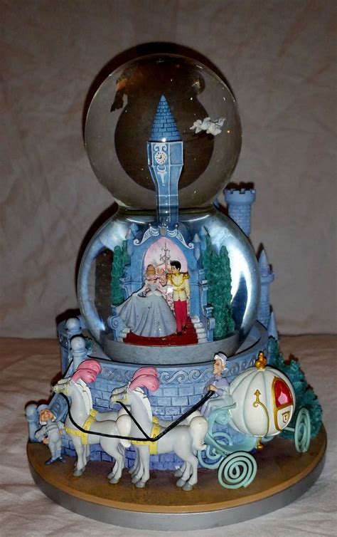 Disney Cinderellas Wedding Day Snowglobe Rare Retired A Dream Is A