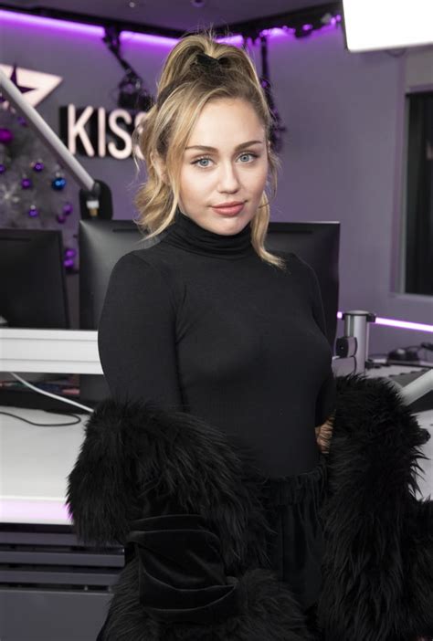 Miley Cyrus Leather Skirt In London 2018 Popsugar Fashion Photo 30