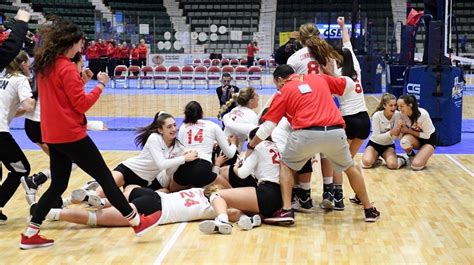 Connetquot Wins State Class Aa Girls Volleyball Title Newsday