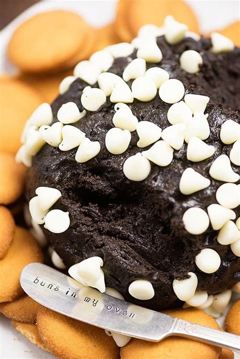 This Easy Cheese Ball Recipe Is The Hit Of The Party Made With Oreo