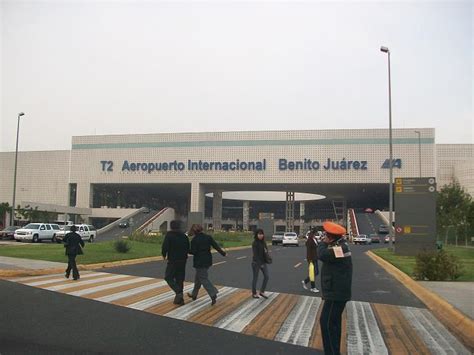 Terminal 2 Del Aeropuerto Internacional Benito Juárez De La Ciudad De