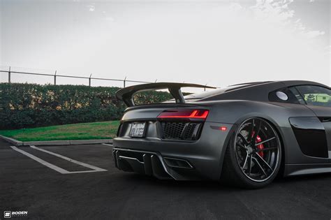 Matte Black Audi R8 Gets A Touch Of Style With Red Elements —