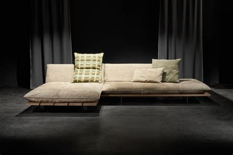 In leder nubuk aus bullfrogs designschmiede 7.980,00 eur outlet gera designermöbel zum outletpreis. Ab sofort BULLFROG Sofa's bei SIT&SLEEP