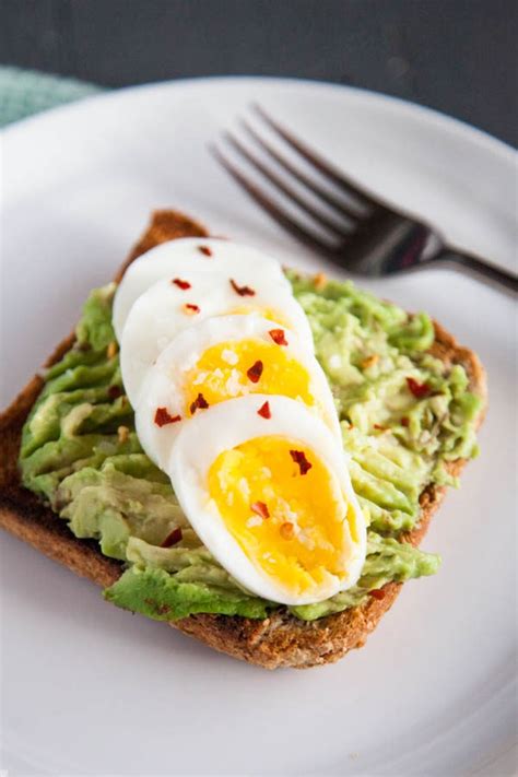 Nutrition Tip Avocado Egg Toast For Breakfast Or Snack Evolve Gym