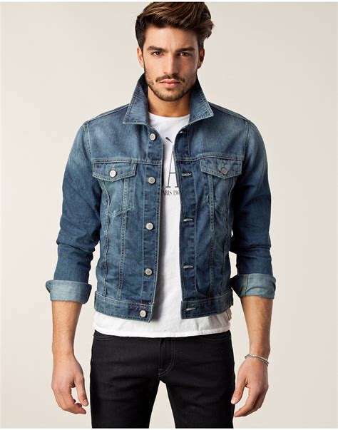 Denim Jackets Outfits For Men 17 Ways To Wear Denim Jacket