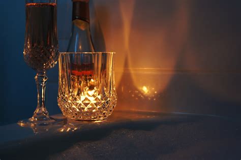 Wallpaper Reflection Candles Drink Bubbles Liquid Alcohol
