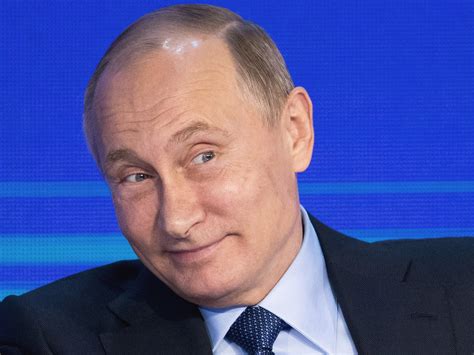 Vladimir Putin Praises Women For Their Beauty And For Always Being On Time On International