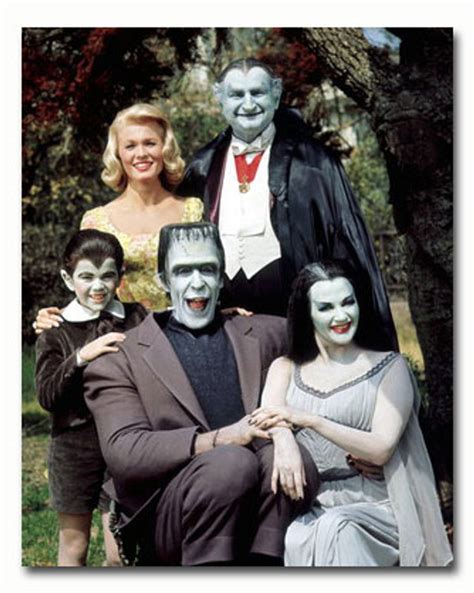 Ss3374007 Movie Picture Of The Munsters Buy Celebrity Photos And