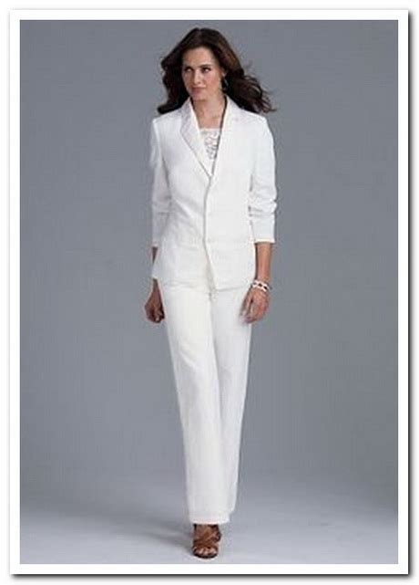 Clothing as wedding suits for anywomens. Wedding suits for women