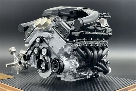 画像ギャラリー レクサス Lfa のv10エンジンが蘇る！ トヨタとヤマハ全面協力の精密スケールモデル 1lr Gue With Power