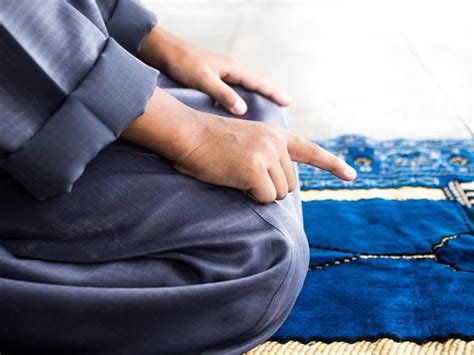 الشروق، الغروب، طول اليوم والتوقيت الشمسي في القاهرة. ما حكم الصلاة على مواعيد إذاعة القرآن في القاهرة وأنا ...