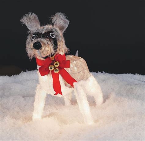 16 festive outdoor holiday decorations that'll brighten up your yard. Christmas Puppy Dogs Lighted Yard Displays | Christmas Wikii