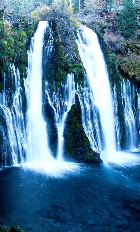 15 Best Waterfalls In The Usa Beautiful Waterfalls Waterfall Scenery