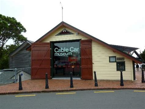 The cable car museum is a free museum in the nob hill neighborhood. Cable Car Museum - Picture of Wellington Cable Car ...