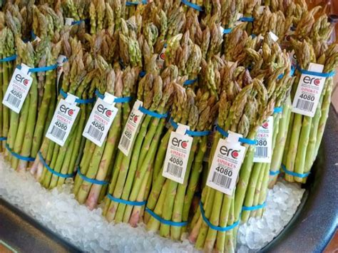 Some foods are easier than others to tell if they've gone bad, but a tricky one that you don't want to get wrong is beef. How to Tell If Asparagus is Bad | Bad, To tell