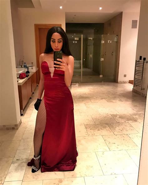 Is he the one they are looking for? 10 New pictures of Khanyi Mbau slays red dress show her pink-bone - The Edge Search