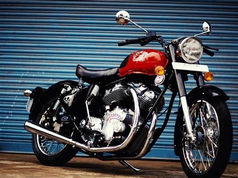 Royal enfield has a wide network of 11 exclusive brand stores, 250 dealerships and 200 authorised service centres across india as of 2018. Royal Enfield 1000cc Bike India Launch Date, Price ...