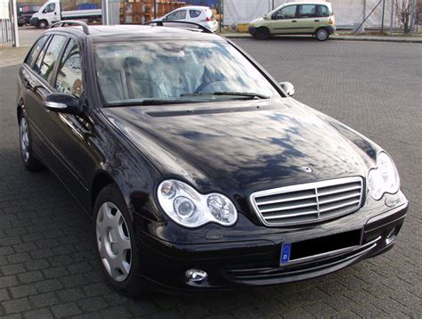 Unter der motorhaube steckt jedoch. Kofferraumvolumen mercedes c klasse kombi w203
