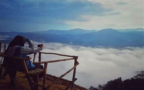 Wisata Alam  Pesona Alam Gunung Luhur Wisata Negeri Awan