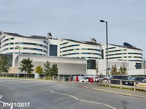 Located in kowloon, queen elizabeth hospital offers medical care in both inpatient and outpatient services. Queen Elizabeth Hospital, Birmingham, UK