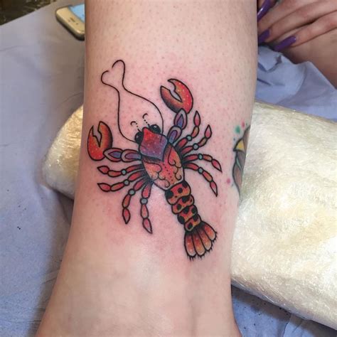 The 25 Best Lobster Tattoo Ideas On Pinterest Ocean Tattoos Lobster